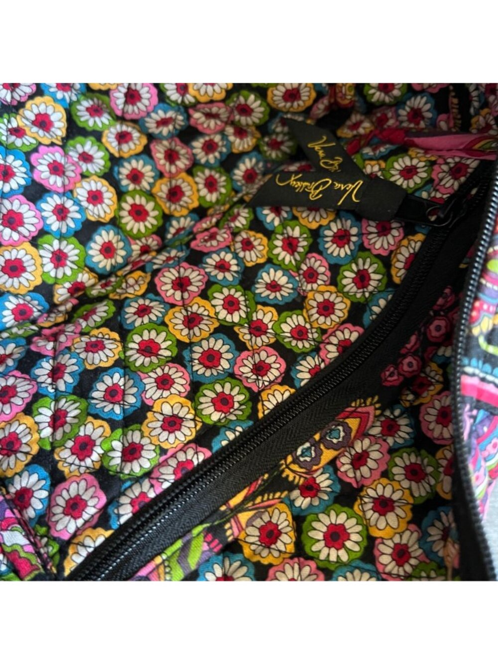 Vera Bradley Quilted Cotton Duffel Bag With Paisley & Floral Pattern Black - Picture 6 of 6